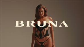 FASHION FILM: La industria ha cambiado y nosotros con ella.