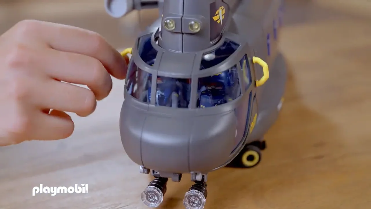 Helicóptero Fuerzas pecial Playmobil 9363 de segunda mano por 18 EUR en Sevilla en WALLAPOP