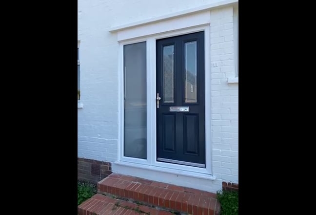Furnished double room,existing house share, drive Main Photo