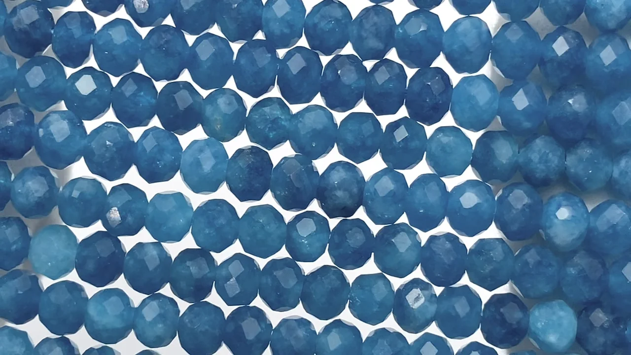 ブルーカラージェード ボタンカット6×6×5mm 1連｜天然石ビーズの