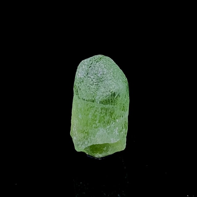 Forsterite var: Peridot (gemmy crystal)