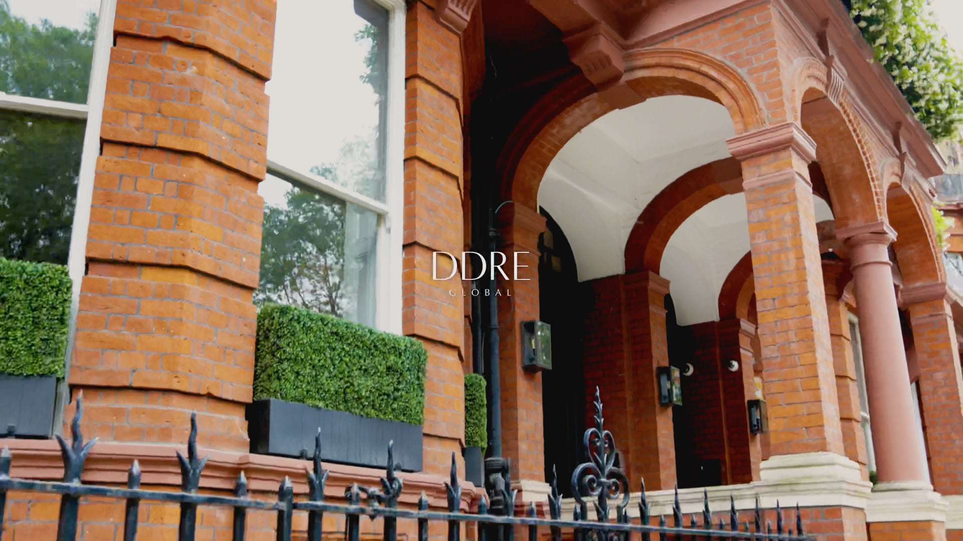 Cadogan Square, London, SW1X | Luxury Real-Estate Property Video