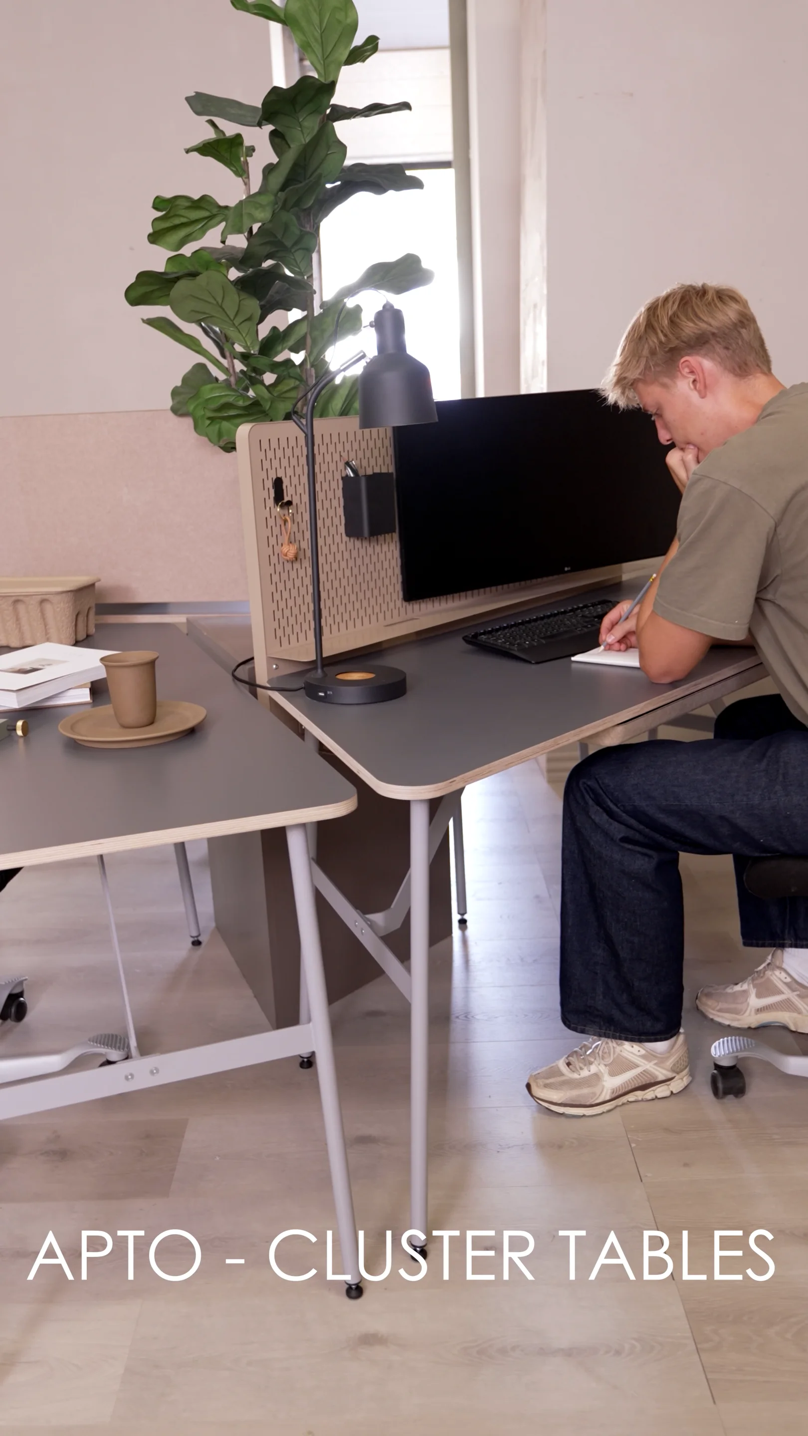 Cluster table on Vimeo