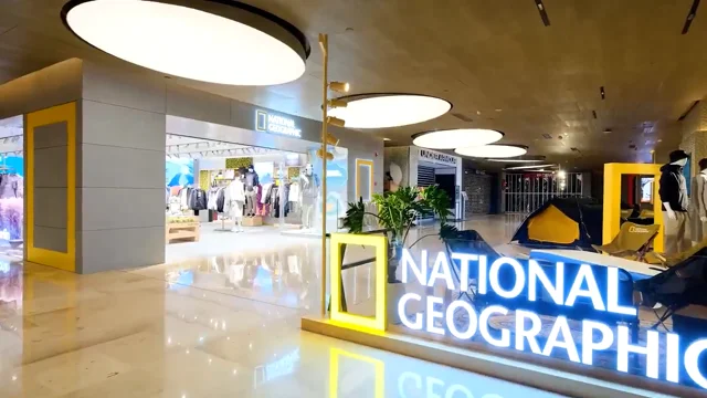 National Geographic Store