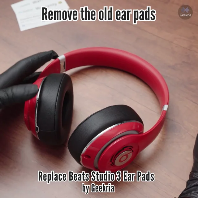 How to Replace Beats Studio 3 Headphones Ear Pads / Cushions | Geekria