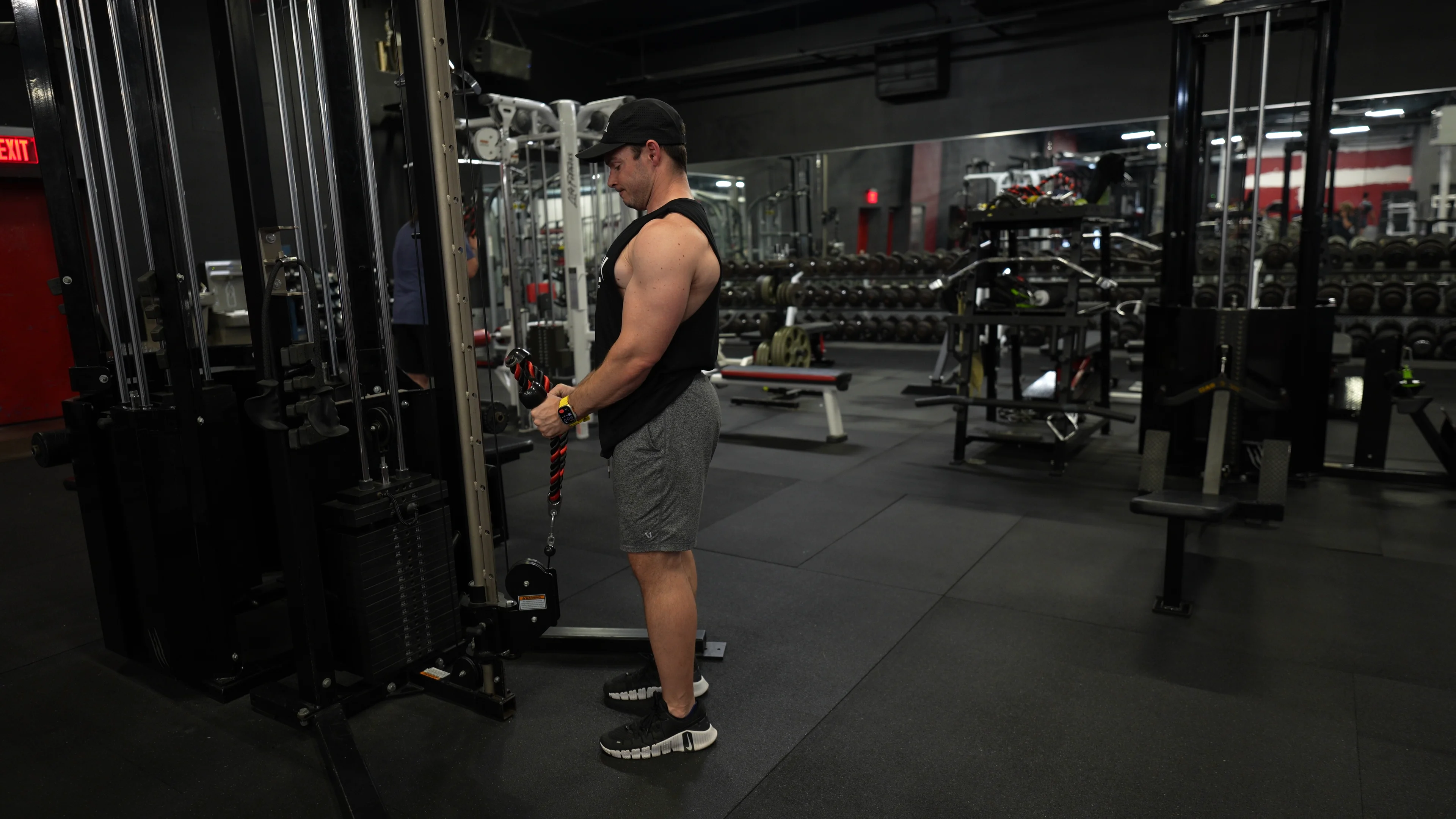 Rope Bicep Curls on Vimeo