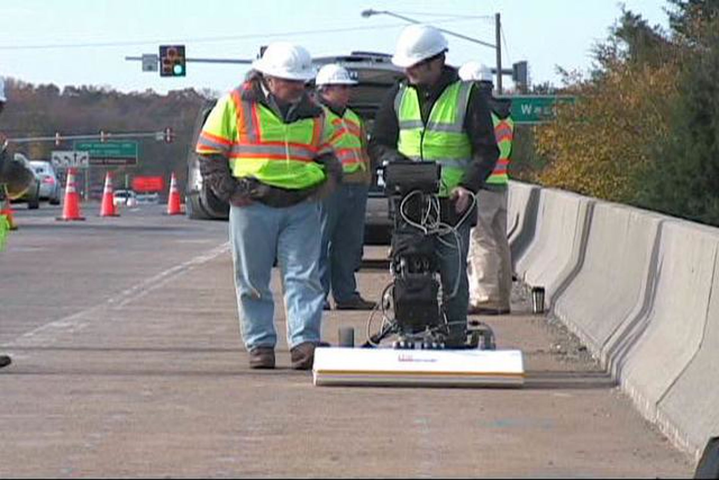 SHRP 2 field validation testing of NDT technologies on a concrete ...