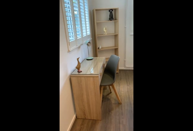 Beautiful Room! Available from 19th March (416/3) Main Photo