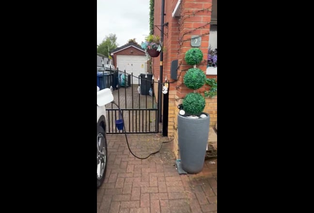 En-suite double room paisley/Glasgow airport  Main Photo