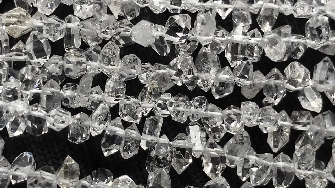 動画】アフガニスタン産ダブルポイントクリスタルAAA- クレオ穴 半連/1