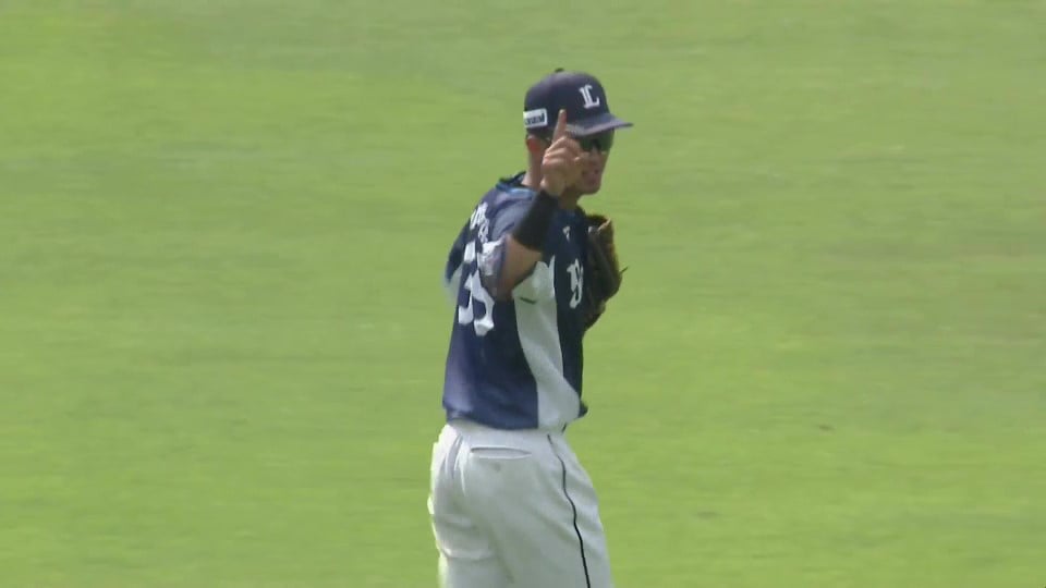 【ファーム】ライオンズ・若林楽人 快足飛ばしてファウルフライをナイスキャッチ!!  2023年9月20日 北海道日本ハムファイターズ 対 埼玉西武ライオンズ