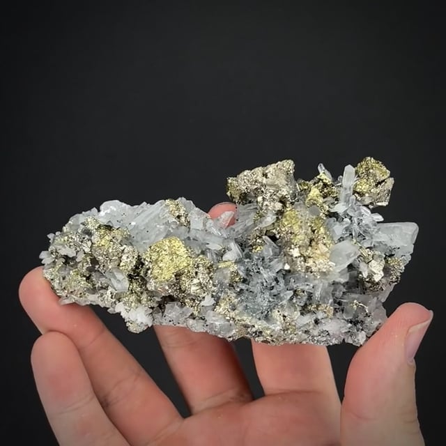 Quartz and Chalcopyrite