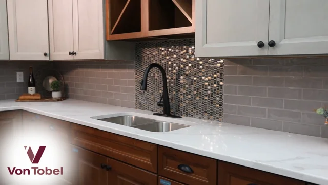 Quartz Kitchen Countertops - Motor City Granite & Cabinets