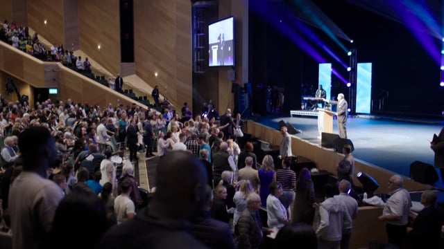 Many Gospel Responses at Dr Youssef's Hope Ireland Celebration
