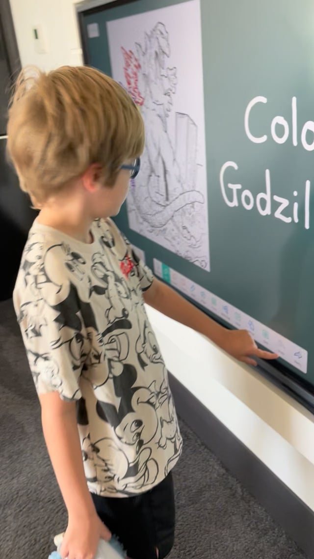 25.9.23 colouring Godzilla