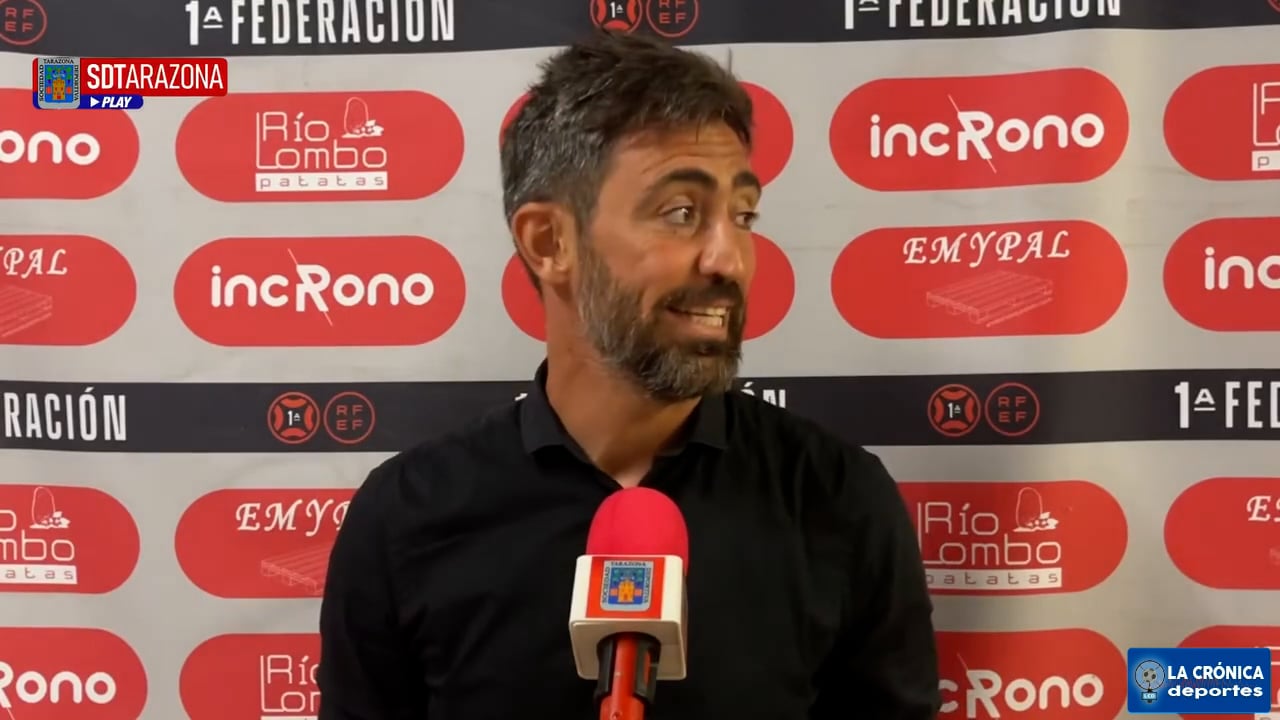 MOLO (Entrenador Tarazona) SD Tarazona 0-2 FC Barcelona "B" / J5 - 1ª RFEF / Fuente: SD Tarazona