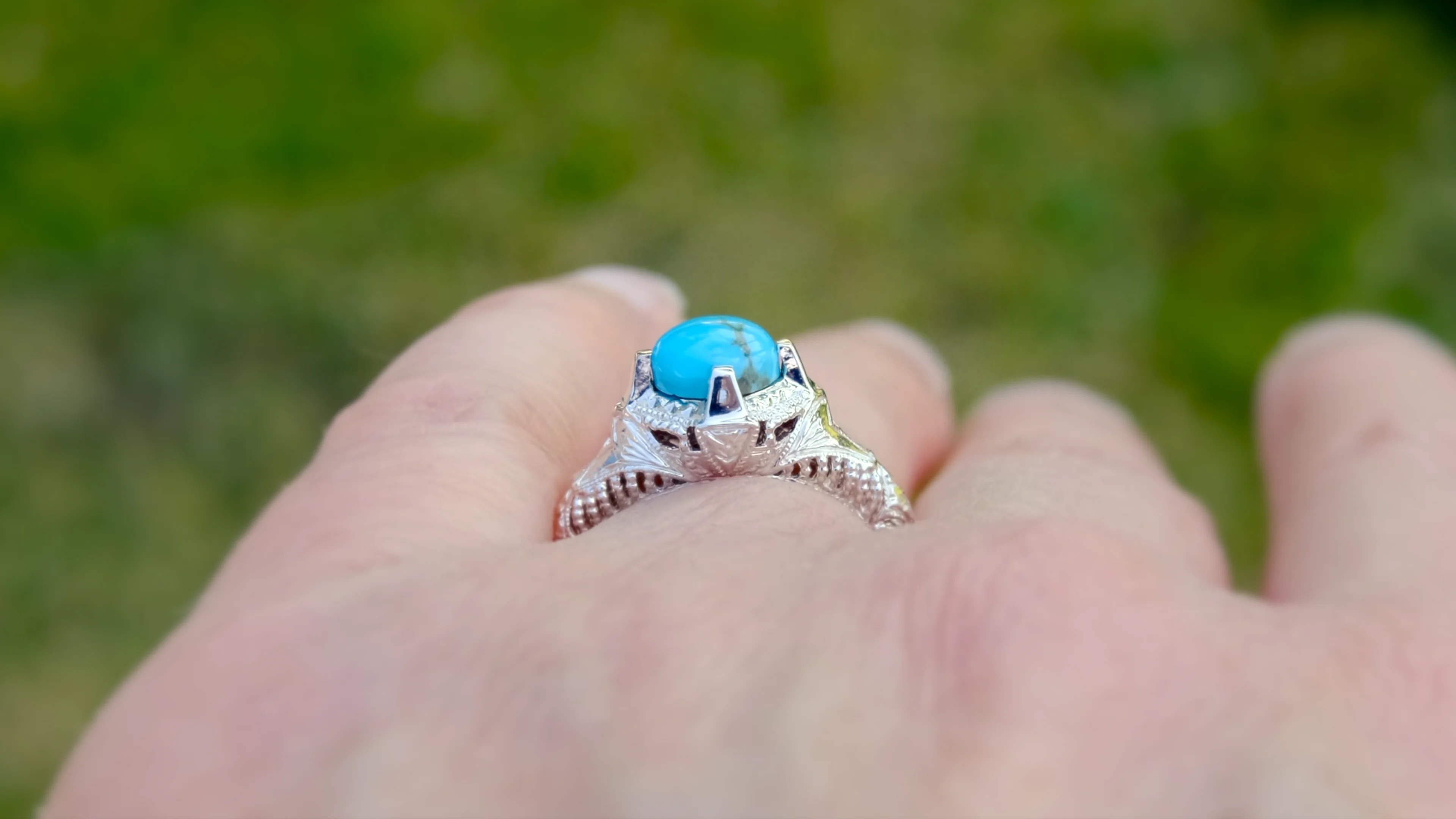 Art Deco Silver Arizona Turquoise Engraved Vintage Filigree Ring