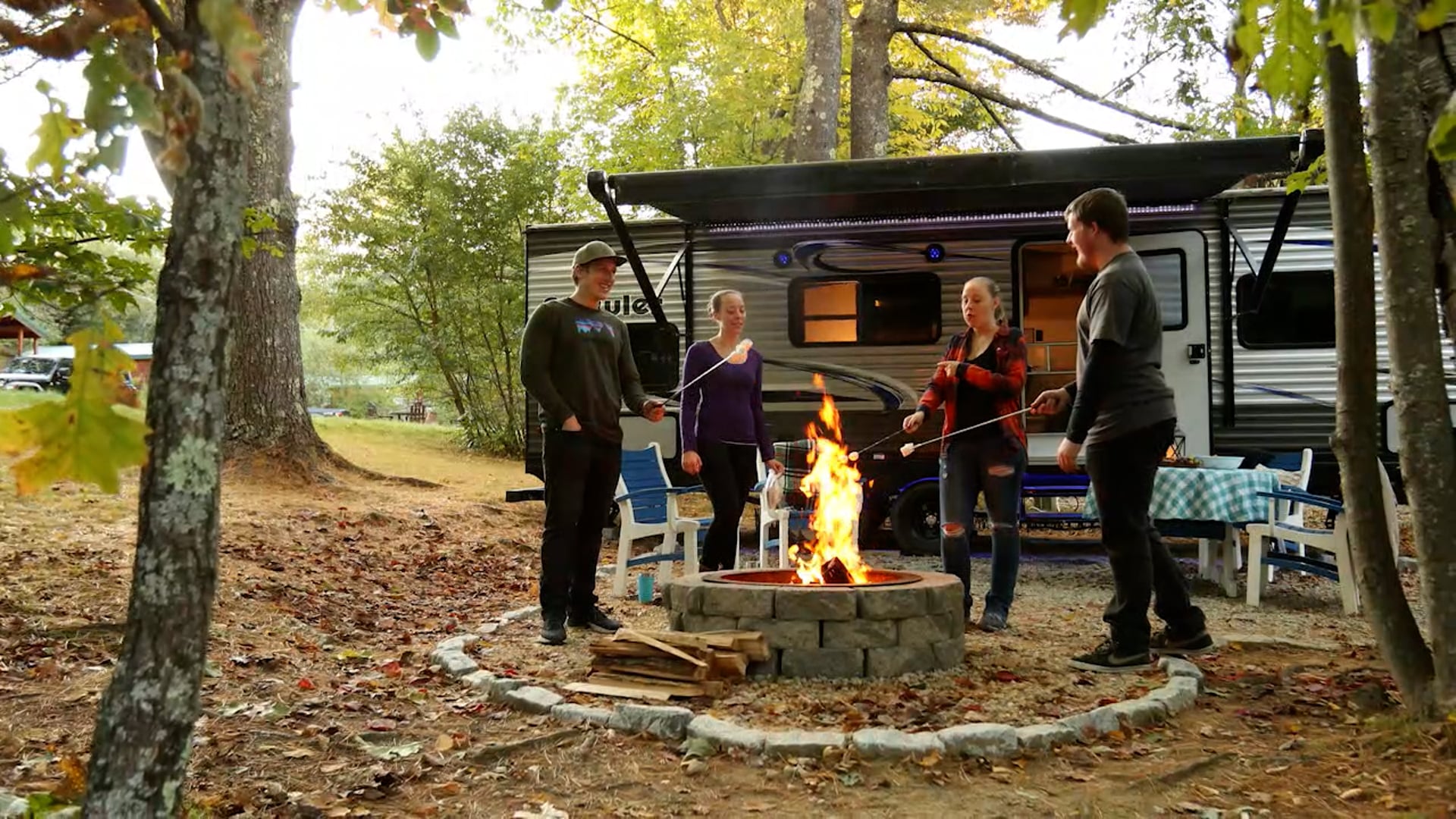 Five Best Methods to Watch Television in Your Camper - Campers and Campfires