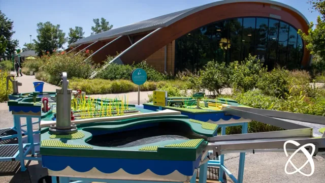 Greenhouse Update: Large Scale Hydroponics - Saint Louis Science Center