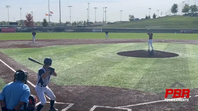 Highlight] With the bases loaded Jhoan Duran strikes out Adames looking on  the slider : r/baseball