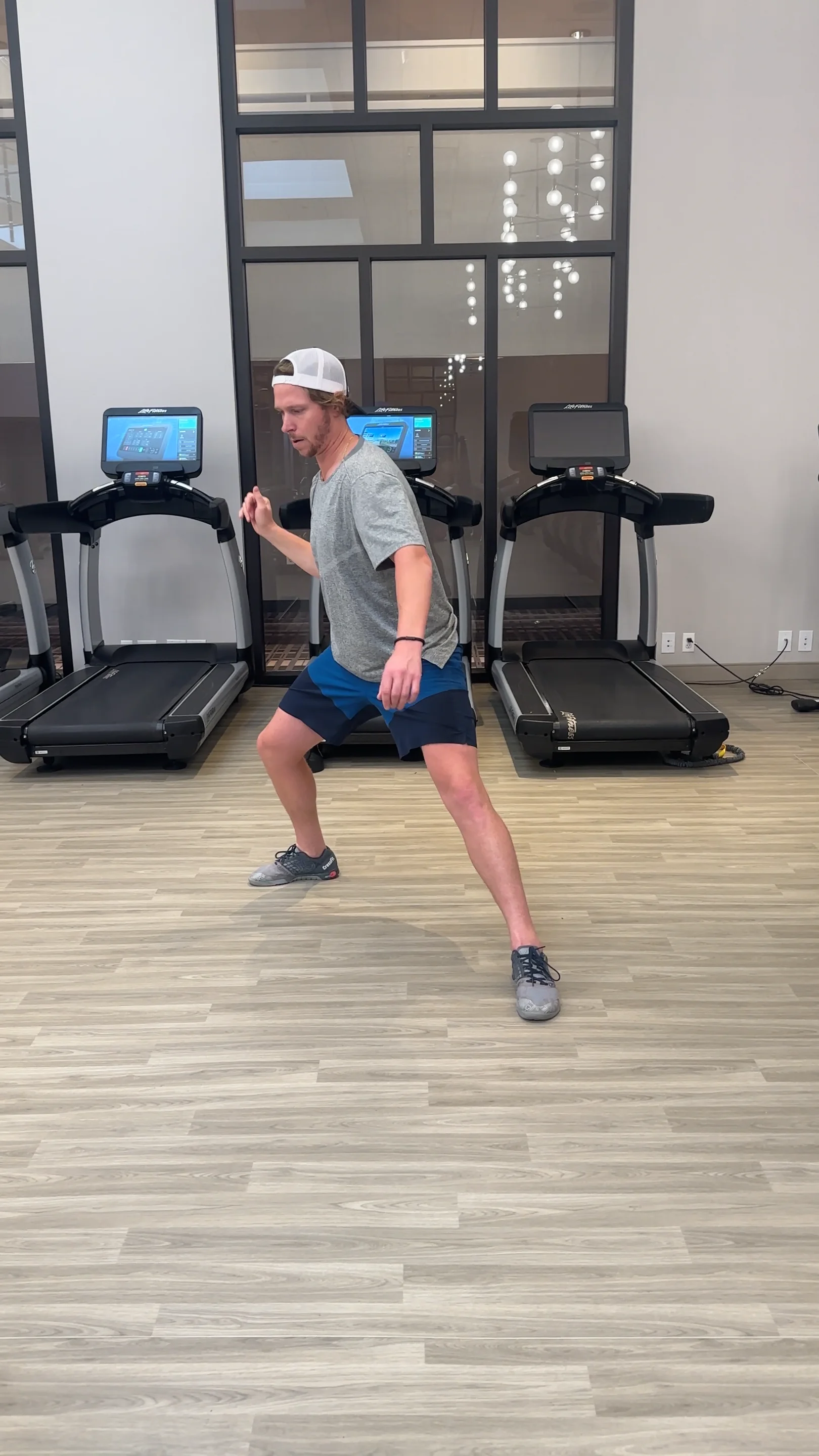 Warm up - Lunge rotation with lateral flexion on Vimeo