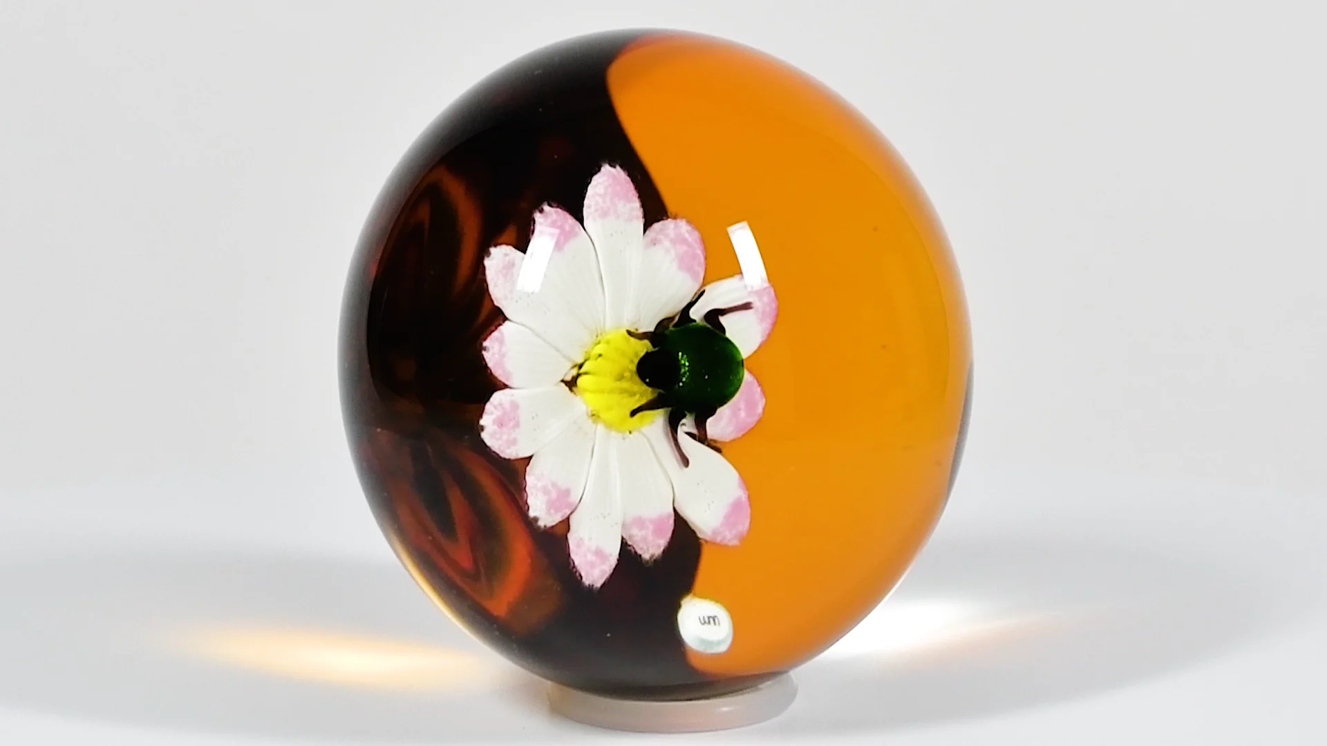 Glass Paperweight Auction 85 Lot 297 on Vimeo