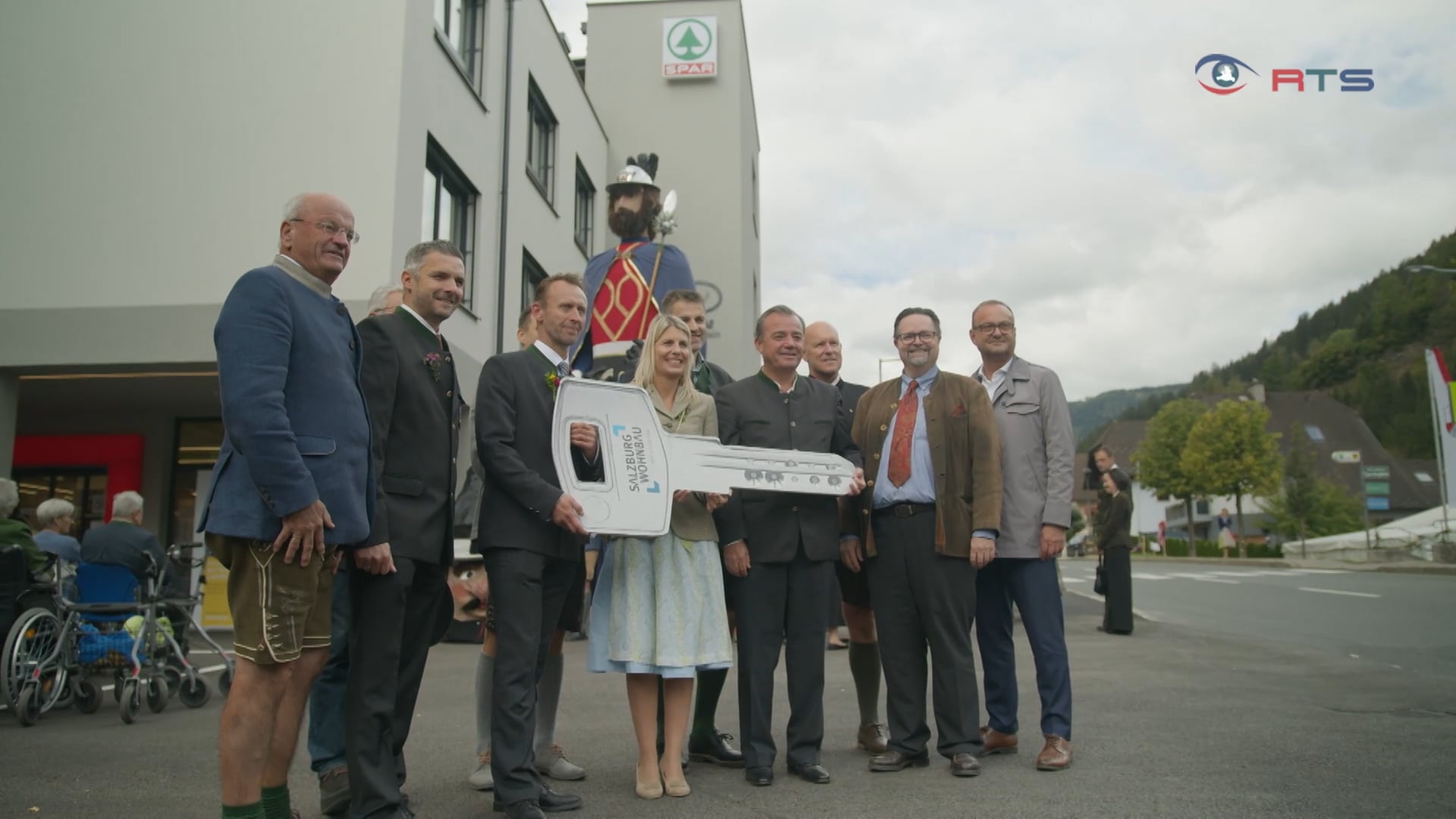 kampf-der-abwanderung-mehrzweckhaus-wir-2-0-in-ramingstein-eingeweiht