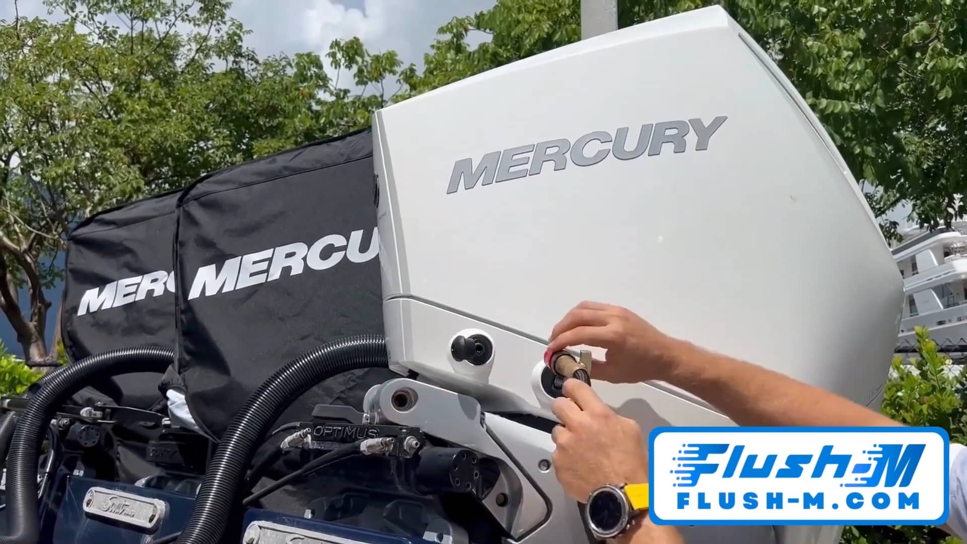 Mercury® Outboard Engine Flushing using the FlushM™ Quick Connect