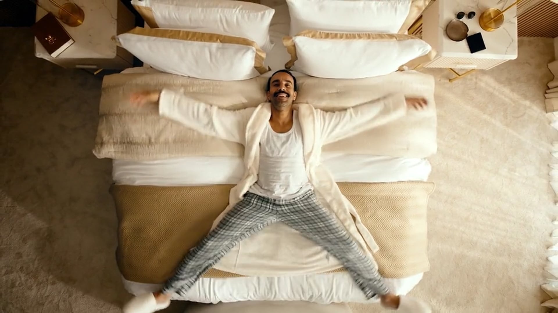 Home Centre - Bed&Bath - Director’s Cut