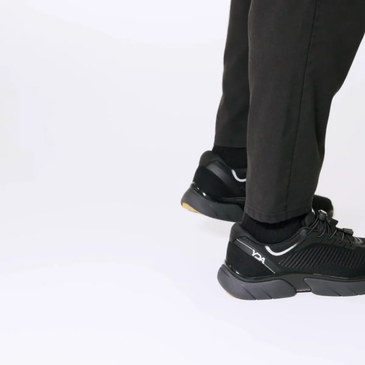 C1Y-YDAC20-black-5 on Vimeo