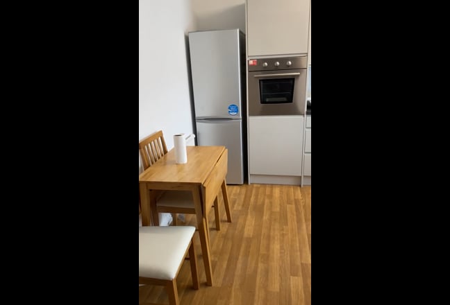 3 double rooms 1 single room for essex uni student Main Photo