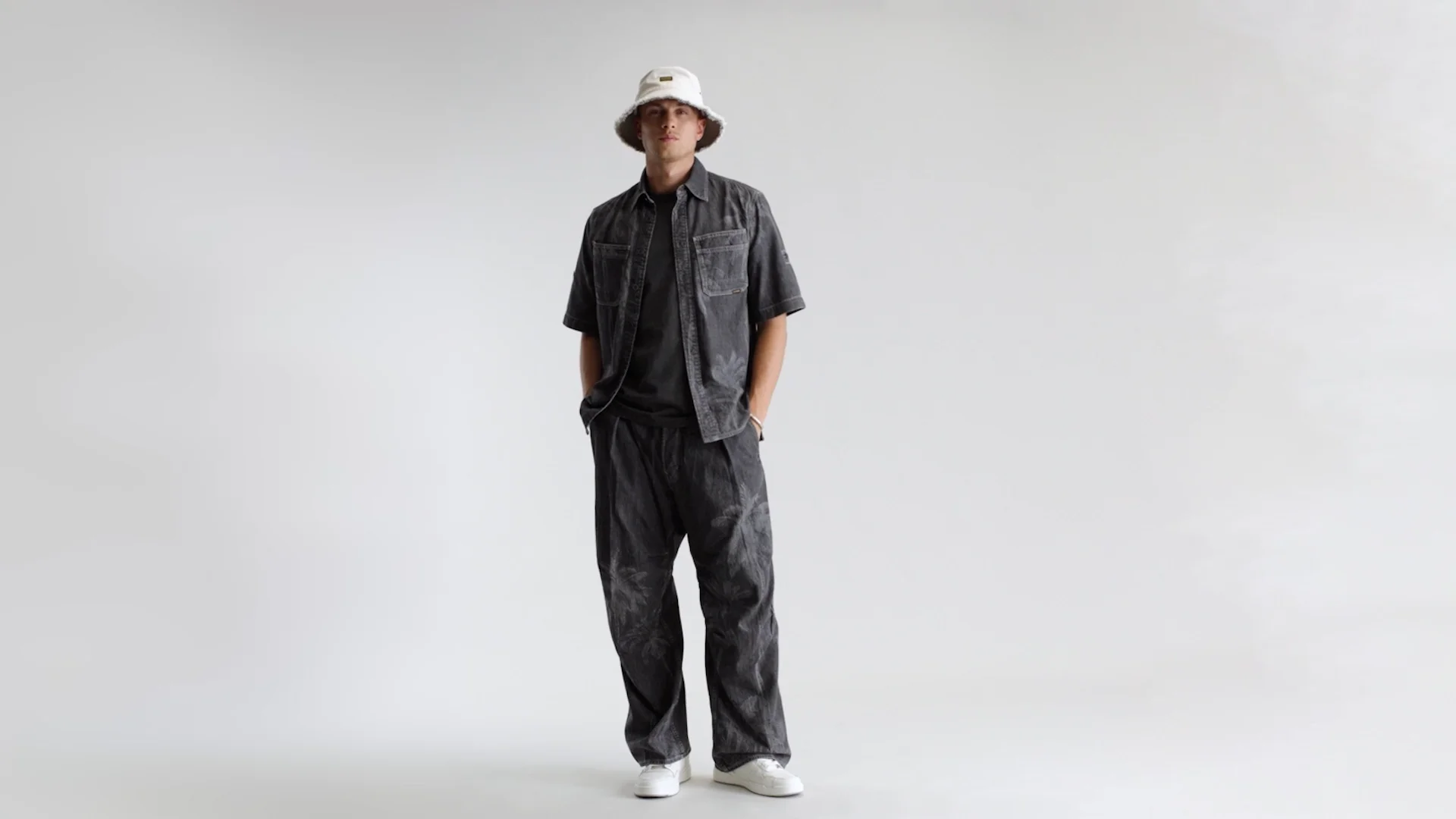 Palm Pleated Denim Pants | グレー | G-STAR® JP