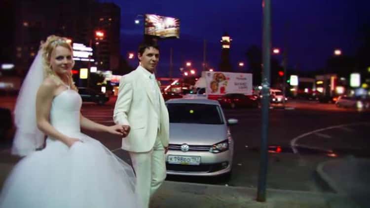 Первая брачная ночь русских молодожёнов - HD порно видео