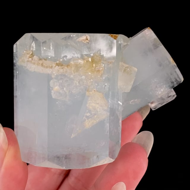 Beryl var: Aquamarine (doubly-terminated crystals)