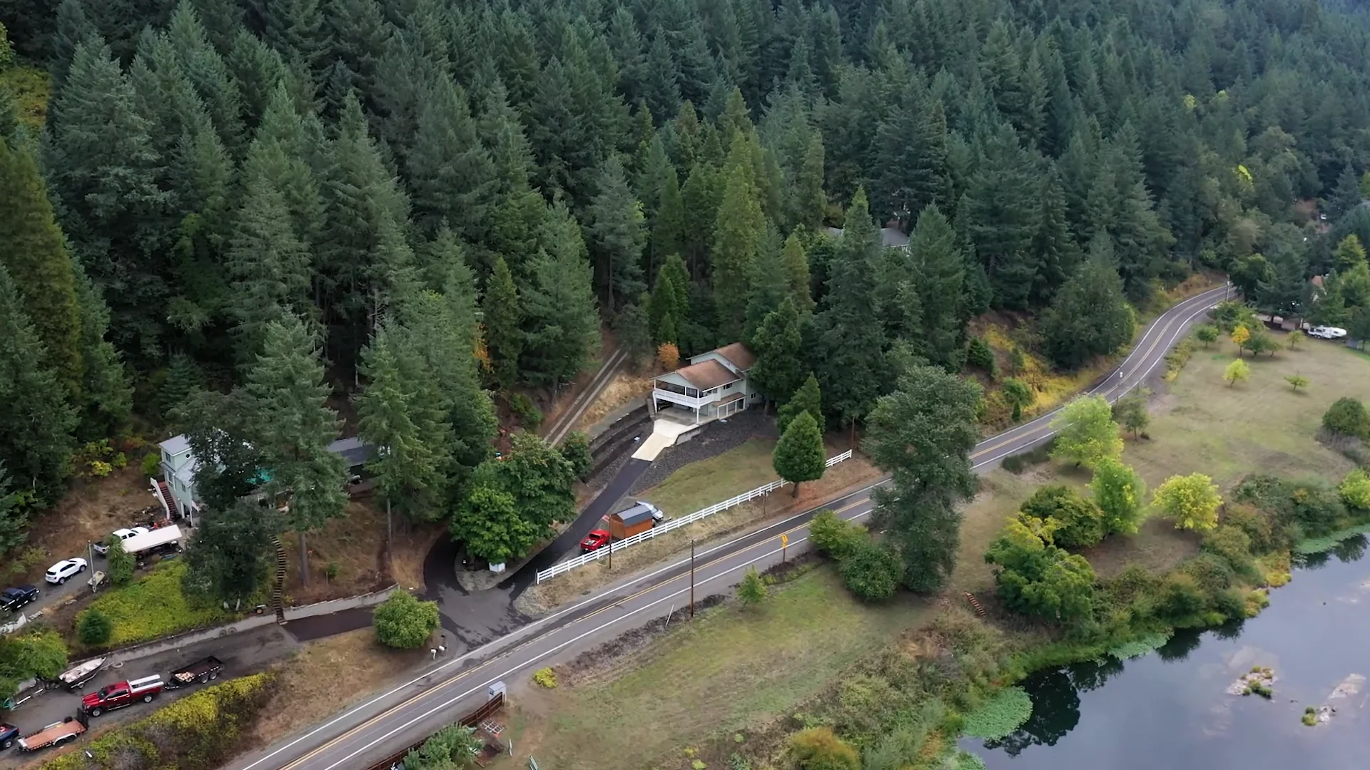 Live along the Umpqua River in Oregon! 18057 Tyee Rd, Umpqua, OR 97486