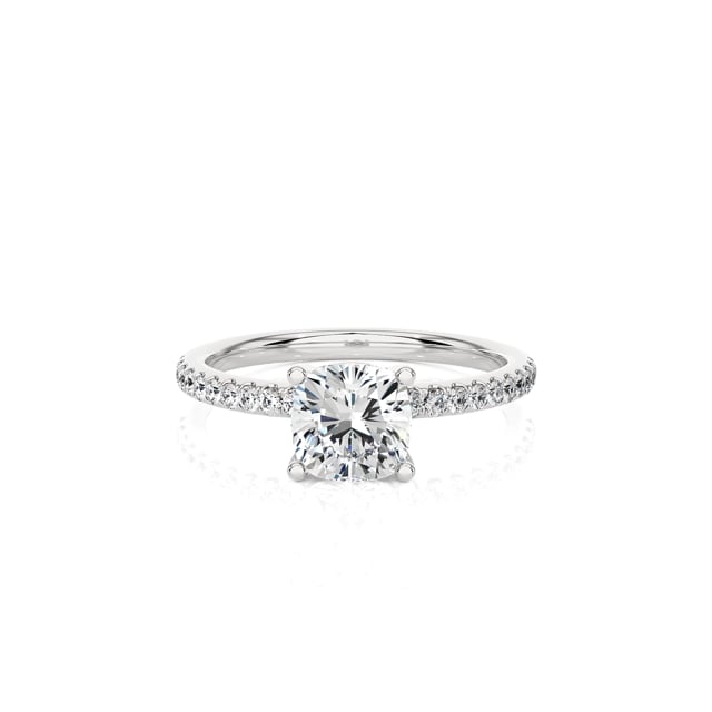 2.00 quilates anillo solitario diamante cojín cultivado en laboratorio en oro blanco con diamantes cultivados en laboratorio en los lados