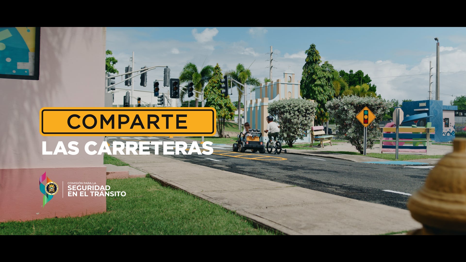 Ciclistas y Conductores | Comisión para la Seguridad en el Tránsito TV Ad