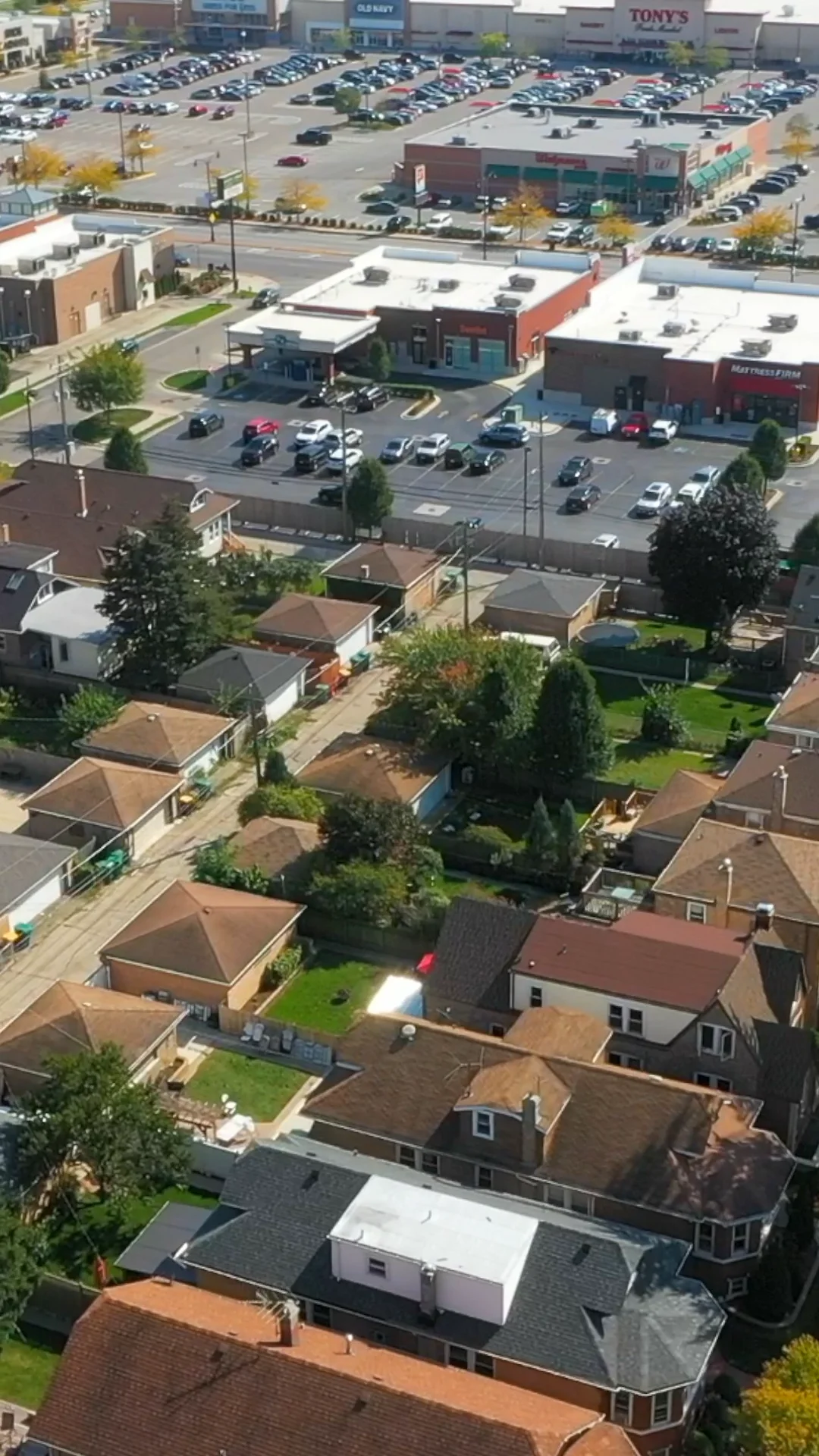2111-maple-ave-berwyn-il-sandra-dita-lopez-1-min-reel-36-files-on-vimeo