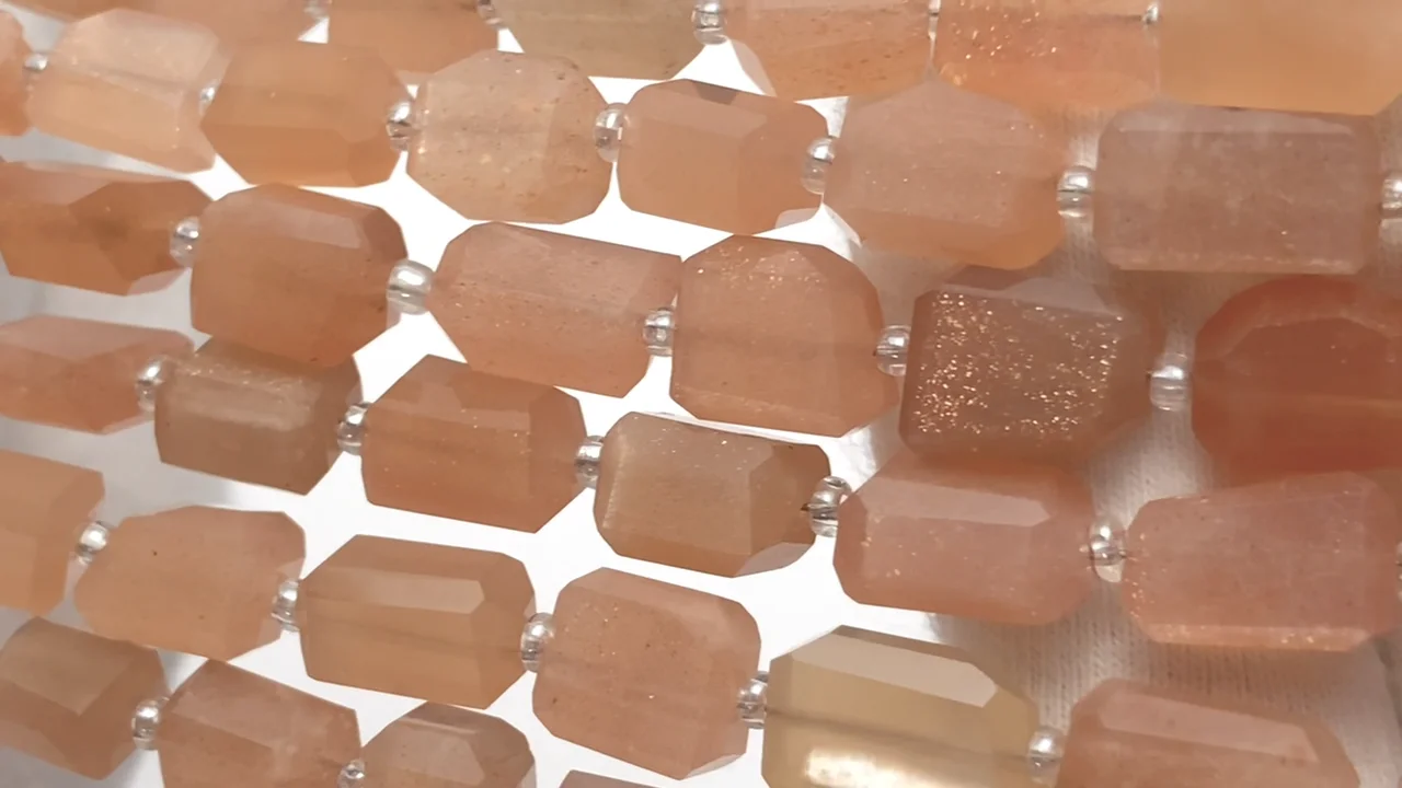 これはすっごい！綺麗で重厚感あるオレンジムースストーン！ズーンとくる！