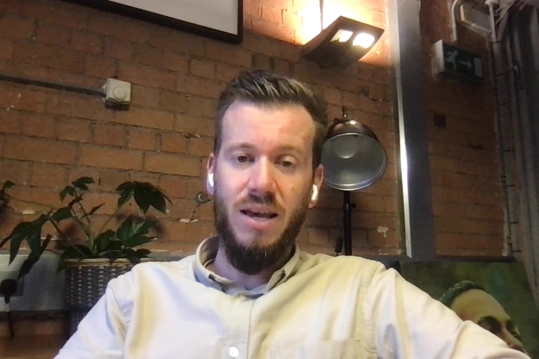 Dave intro to - Ollie Taylor DC SIMMONS