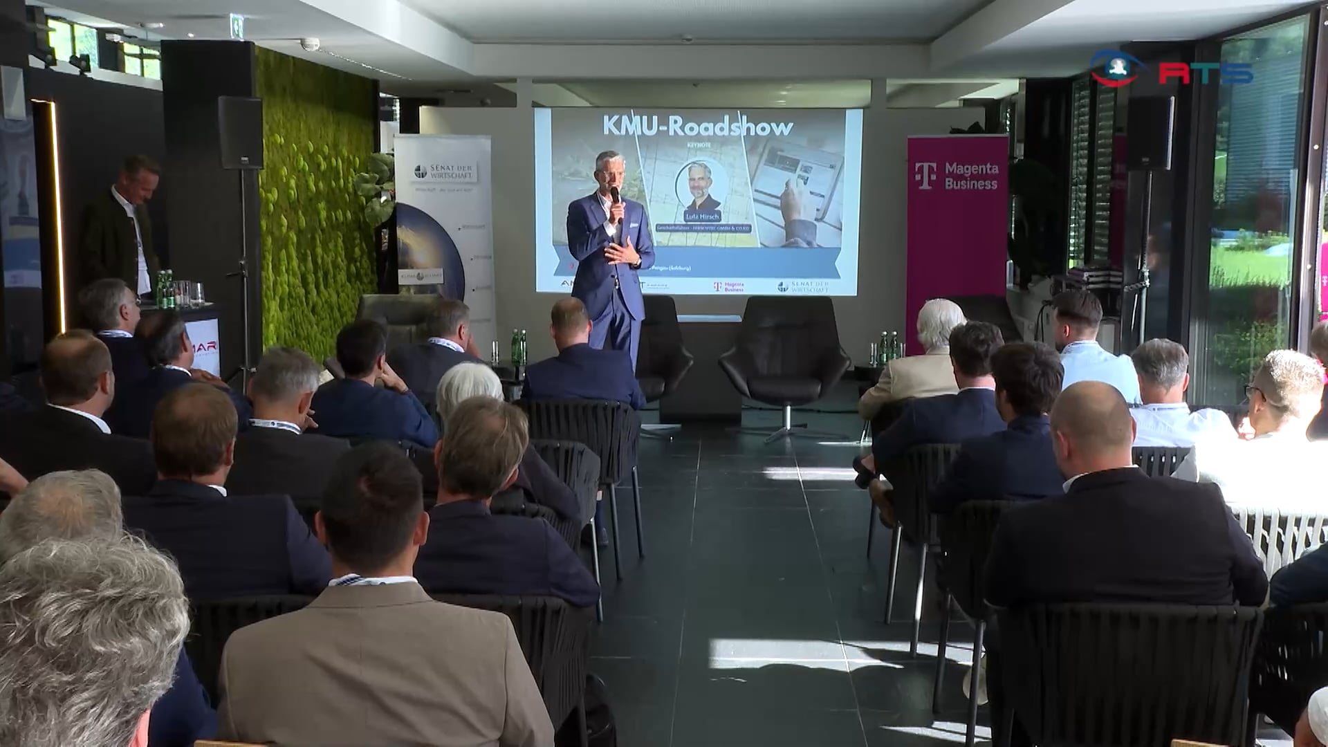 senat-der-wirtschaft-widmet-sich-mit-der-kmu-roadshow-den-themen-resilienz-und-digitalisierung