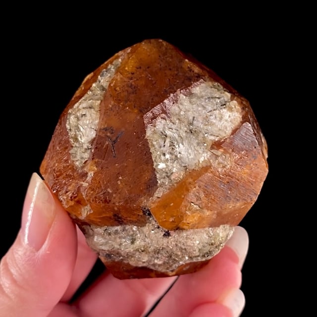 Spessartine Garnet (excellent size and color!)