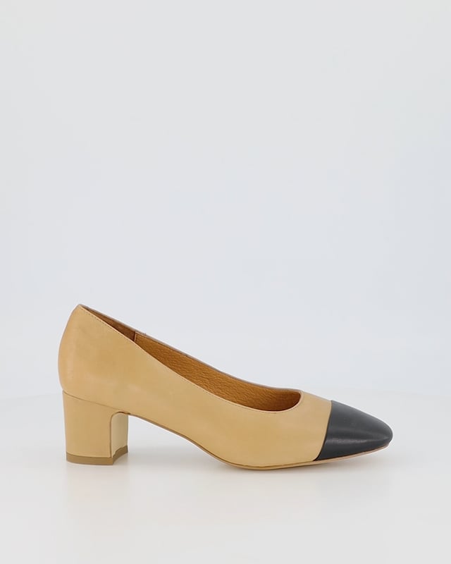 MAVIS / Tan/Black