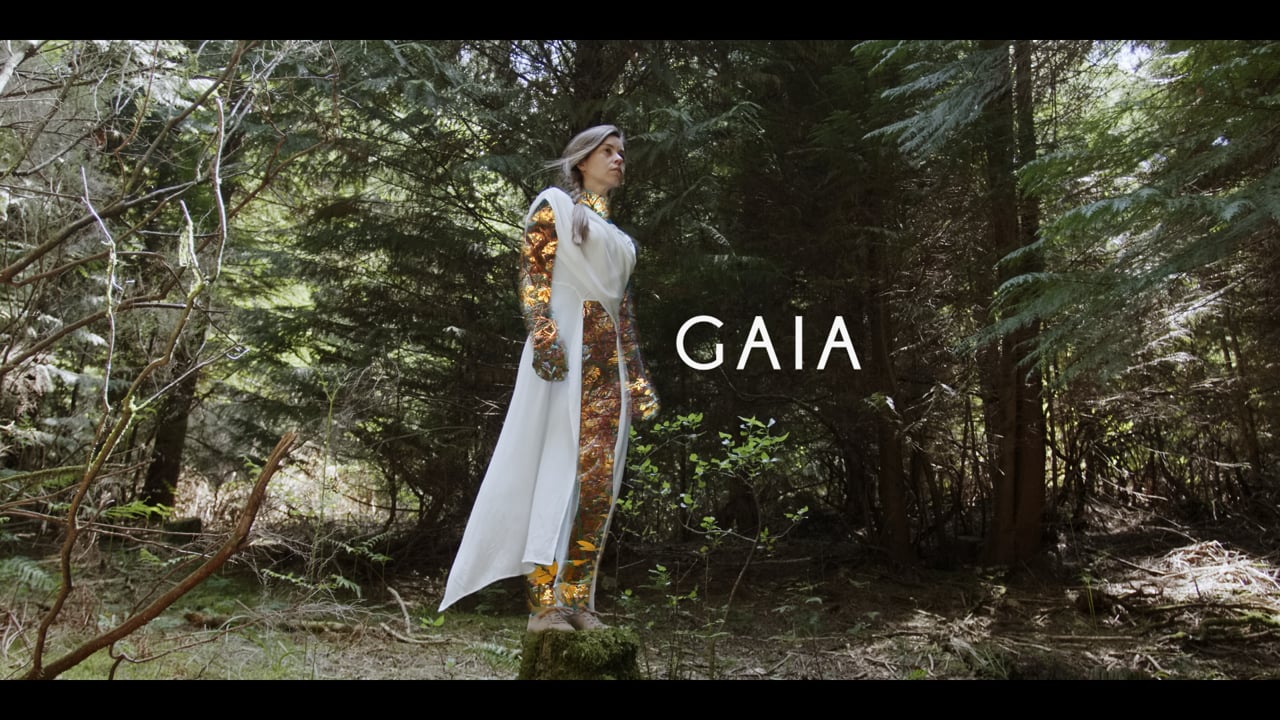Gaia by Mukishoes