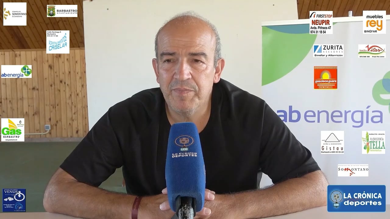 RAFA TORRES (Presidente de la UD Barbastro) "Esta semana tiene que cerrarse el fichaje del nuevo entrenador y el domingo ya queremos que se siente en el banquillo"