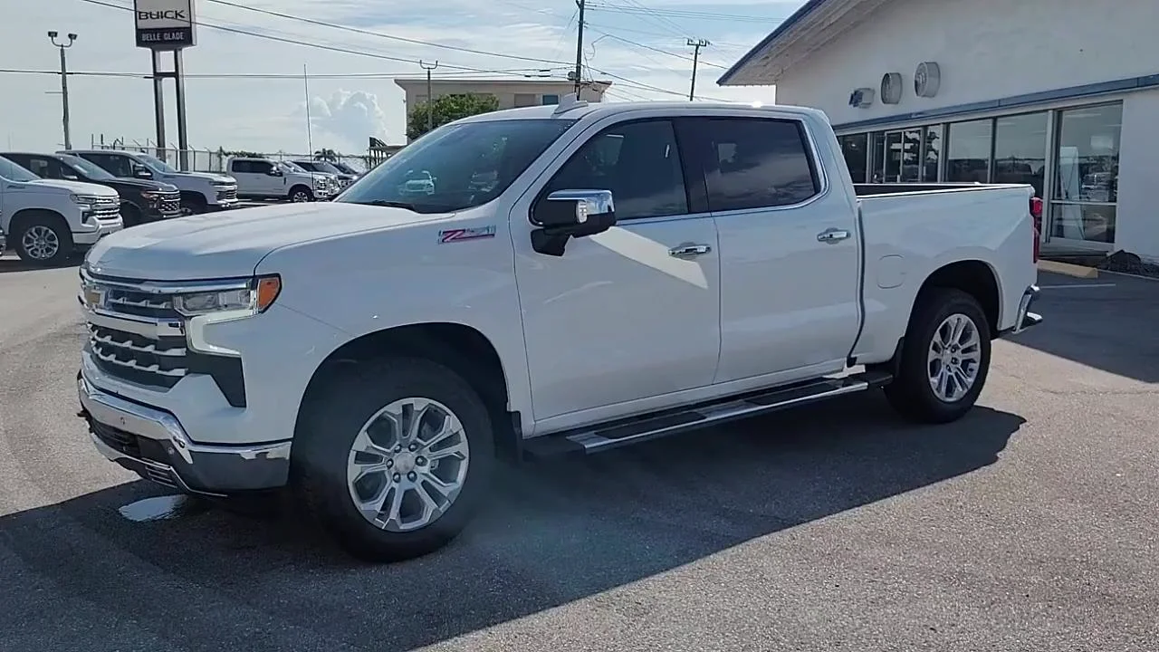 NEW 2023 CHEVROLET SILVERADO 1500 4WD Crew Cab 147" LTZ at Belle Glade