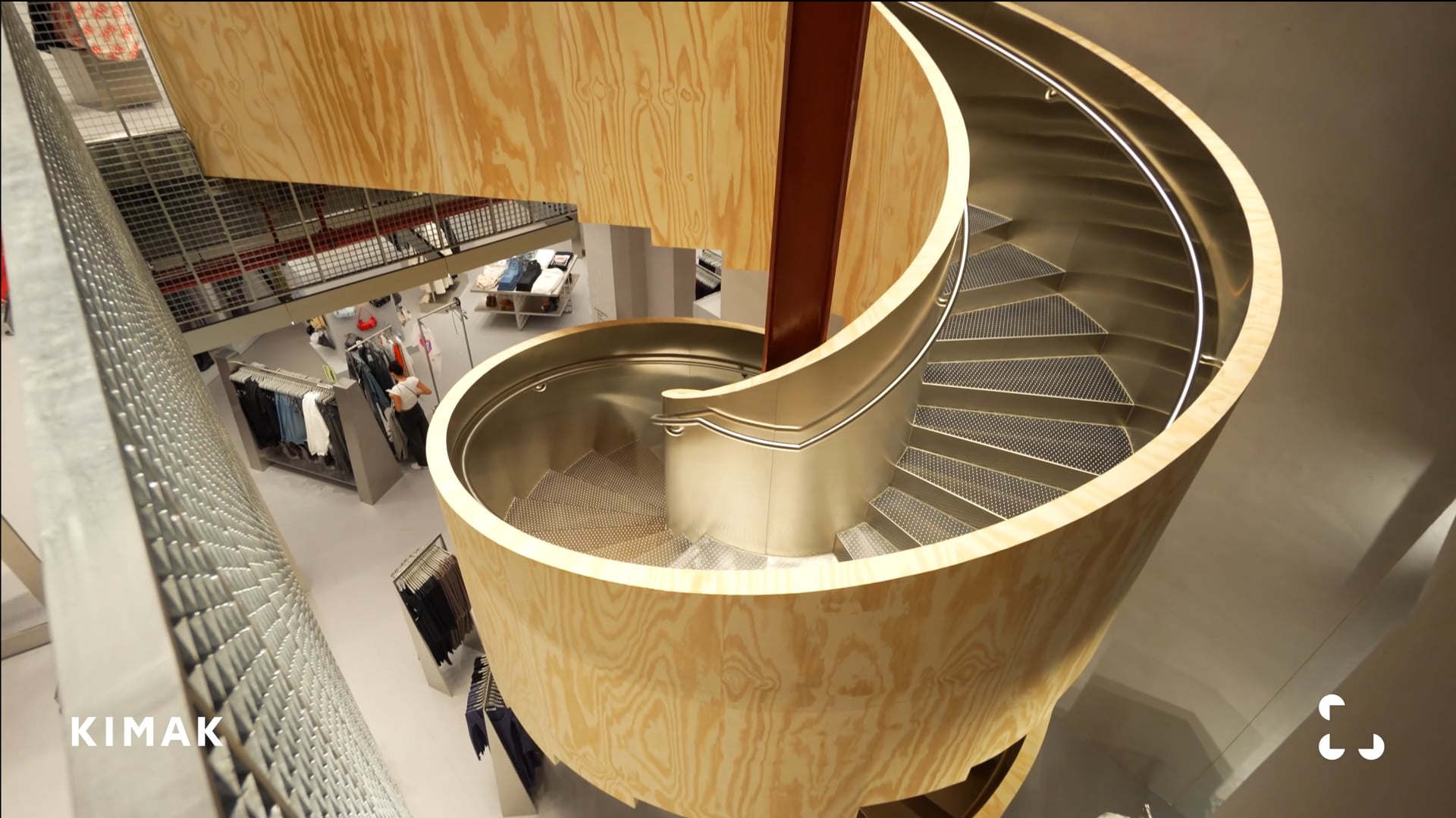 BERSHKA Vittorio Emanuele