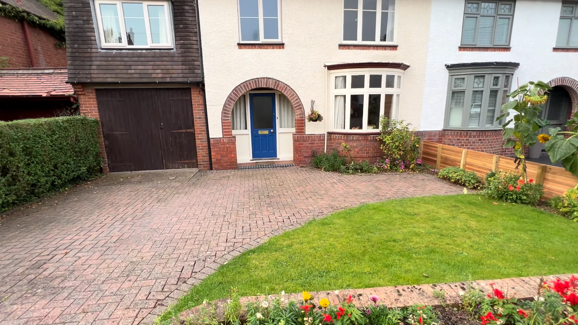 4 Brook Crescent on Vimeo