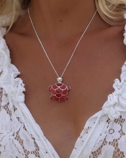 Colgante de Plata Tortuga Coral Roja Cadena de Plata Incluida