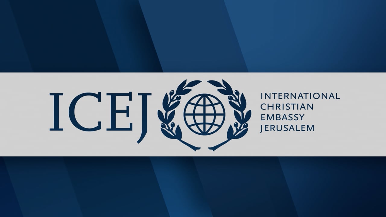 ICEJ war relief effort starts with toys for evacuated Israeli children.